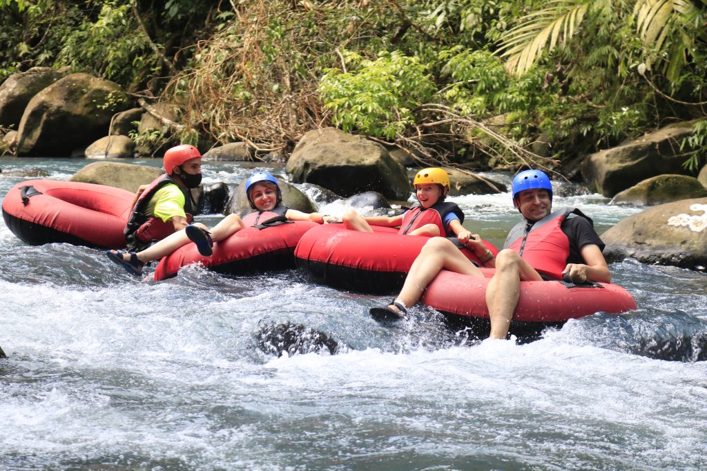 tubing in rio celeste